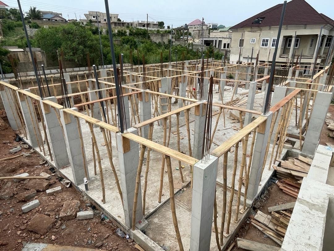 STOREY BUILDING RESIDENTIAL APARTMENT 1